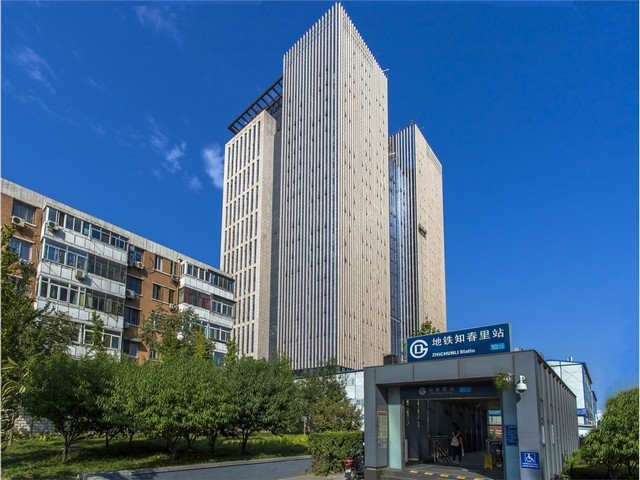 中山石歧附近殡仪车